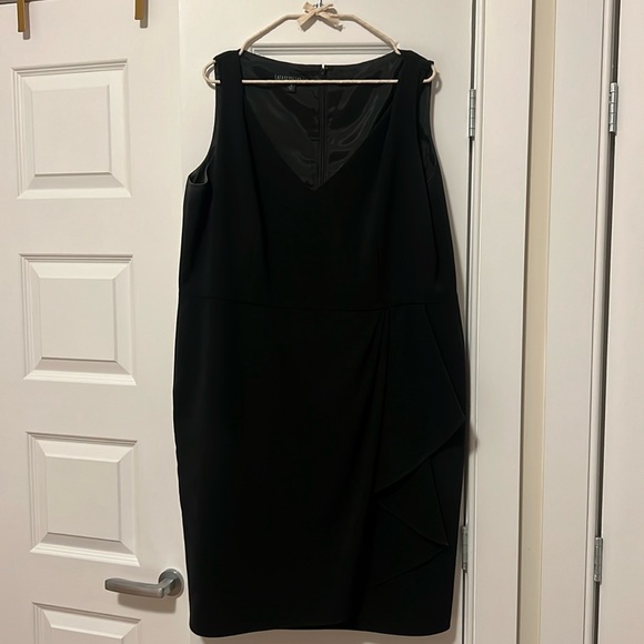 Lafayette 148 black cocktail dress, size 16 - Picture 1 of 5